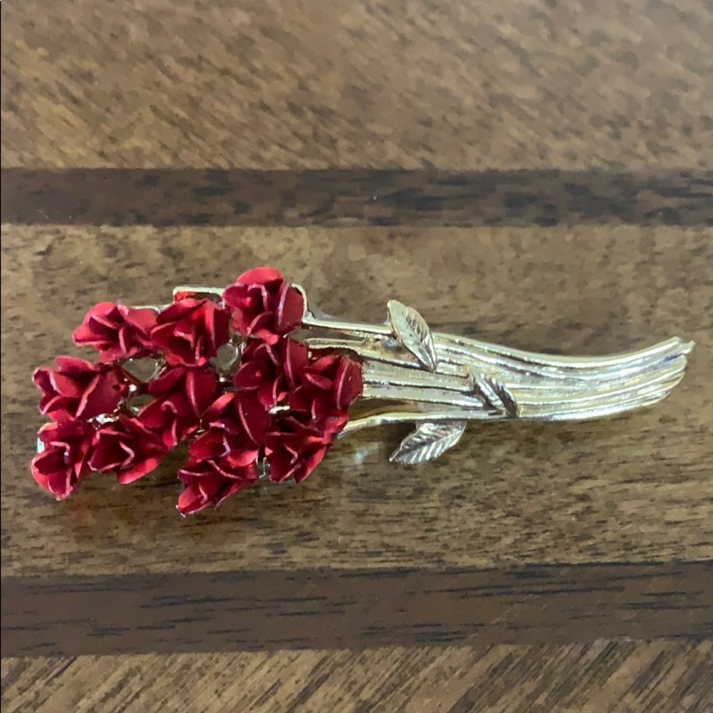 #Vintage DM 97 Brooch